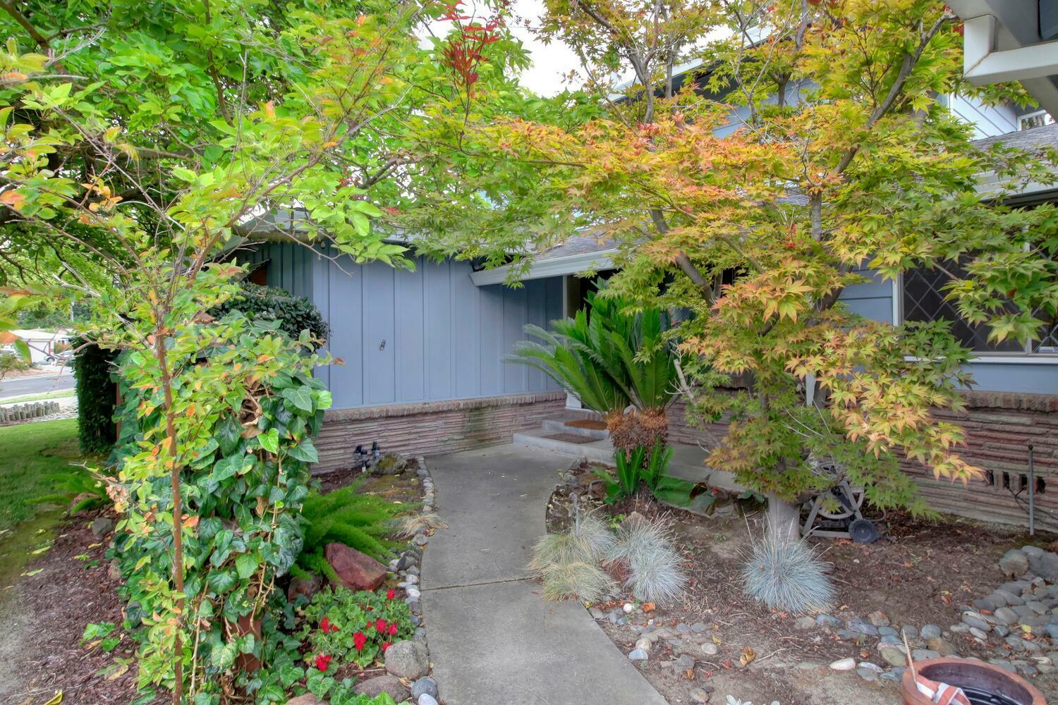 Property Photo: 6010 Machado Way CA 95822