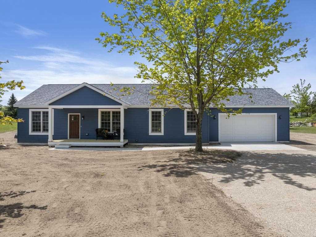 7748 Sophies  Harbor Springs MI 49740 photo