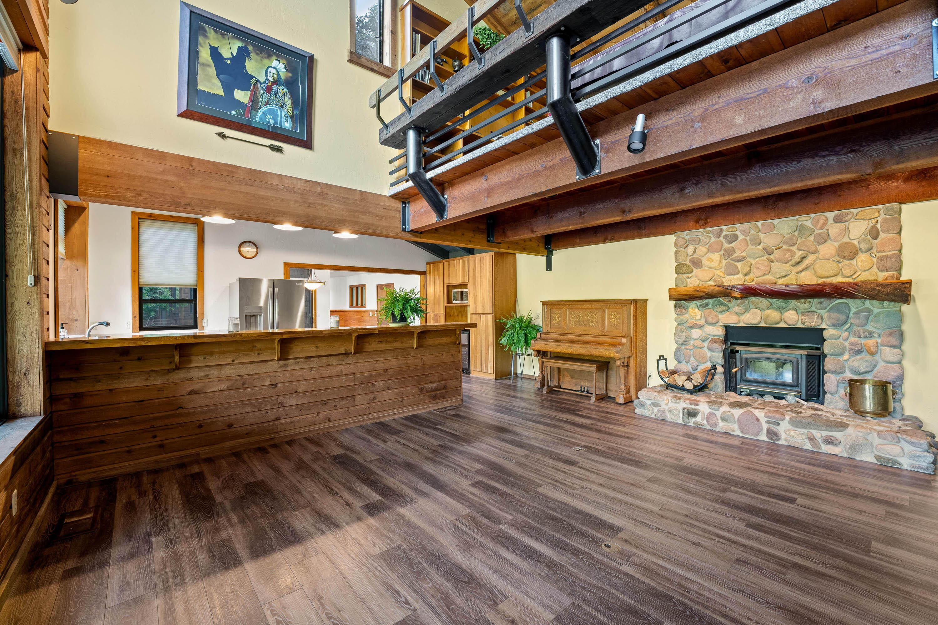 Property Photo: 4941 Riverbanks Road OR 97527