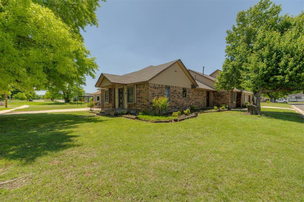 Property Photo: 1147 NE Grand Boulevard OK 73117