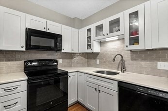 Property Photo:  100 Cove Way 102  MA 02169 
