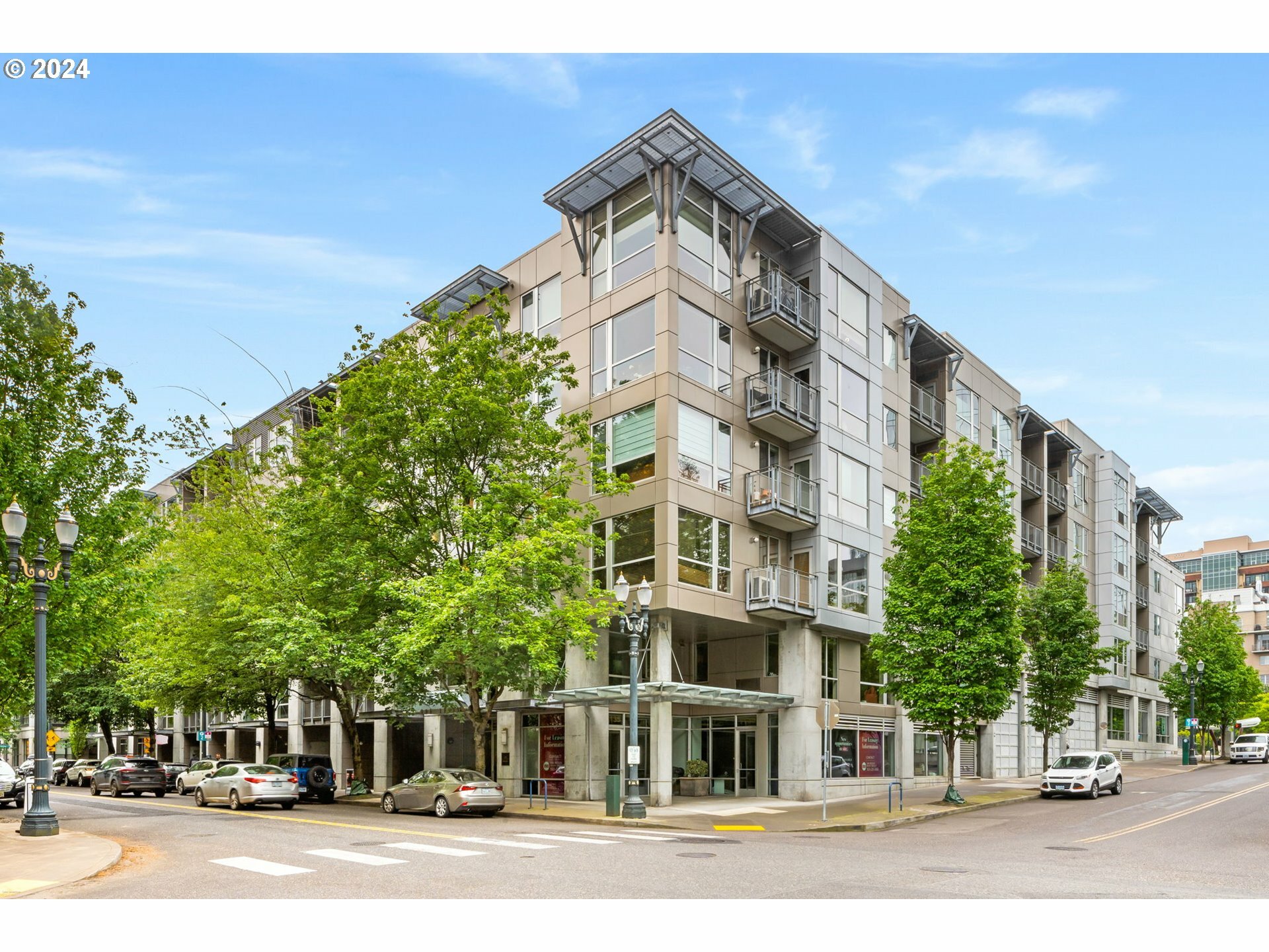 1125 NW 9th Ave 419  Portland OR 97209 photo