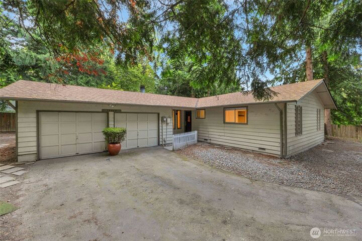 19029  56th Lane NE  Kenmore WA 98028 photo
