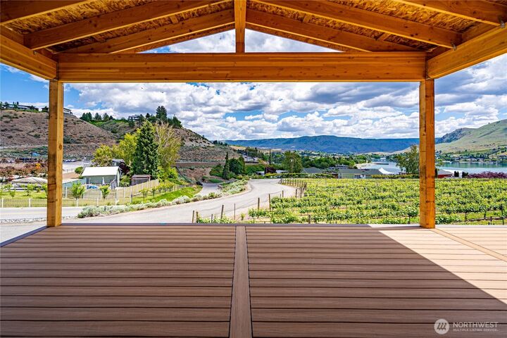 Property Photo:  203  Bluebell Court  WA 98816 