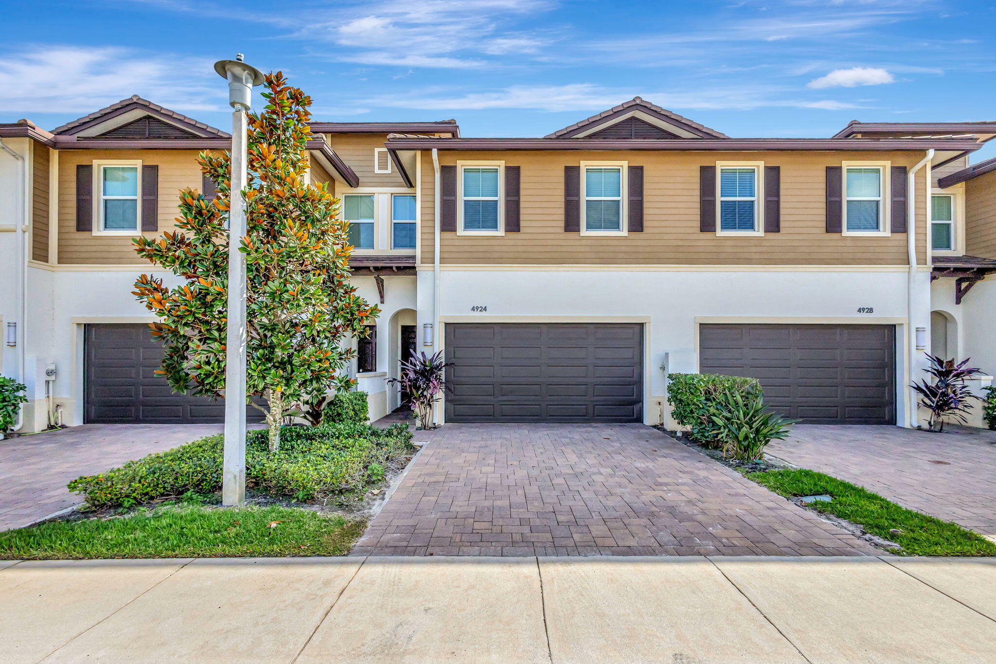 Property Photo:  4924 Pointe Midtown Way 21  FL 33418 