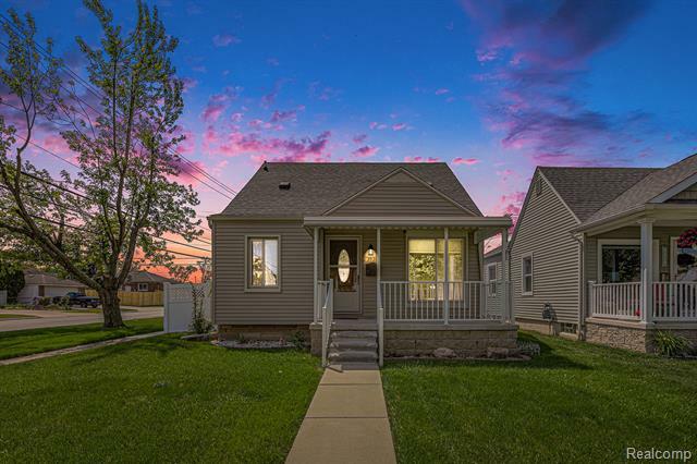 Property Photo: 3930 22nd Street MI 48192