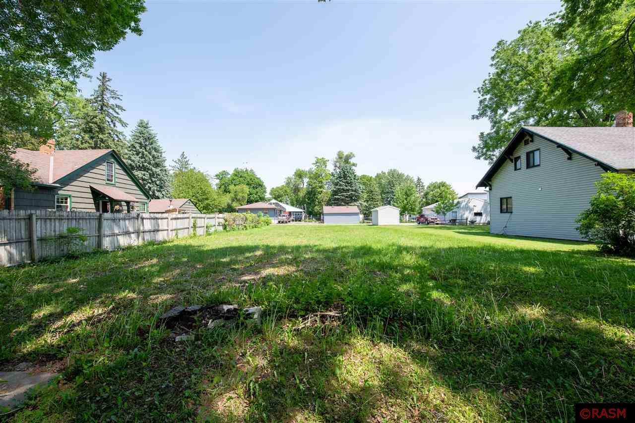 Property Photo: 330 Mound Avenue MN 56001