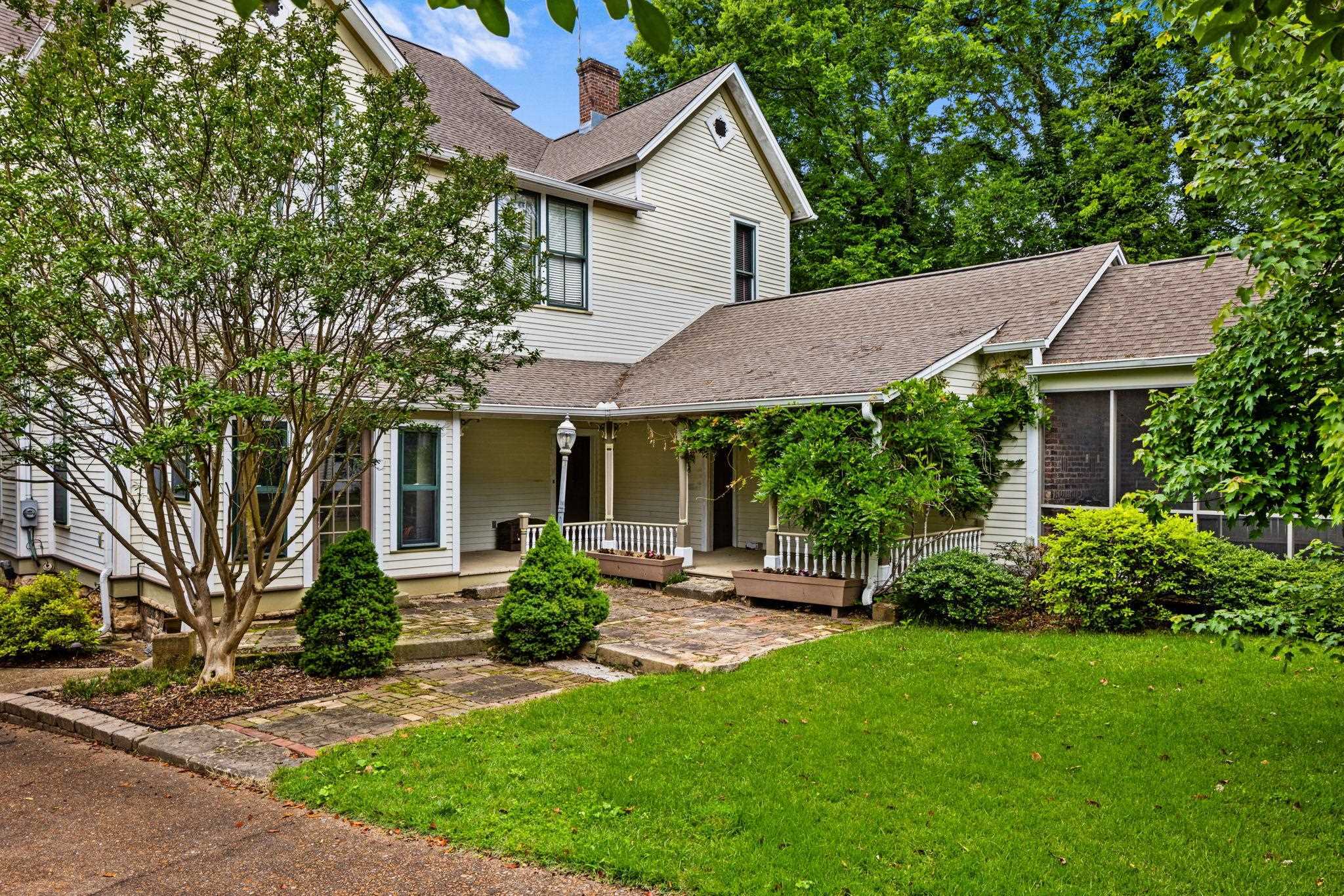 Property Photo: 658 Wood Ave AL 35630 - FLORENCE