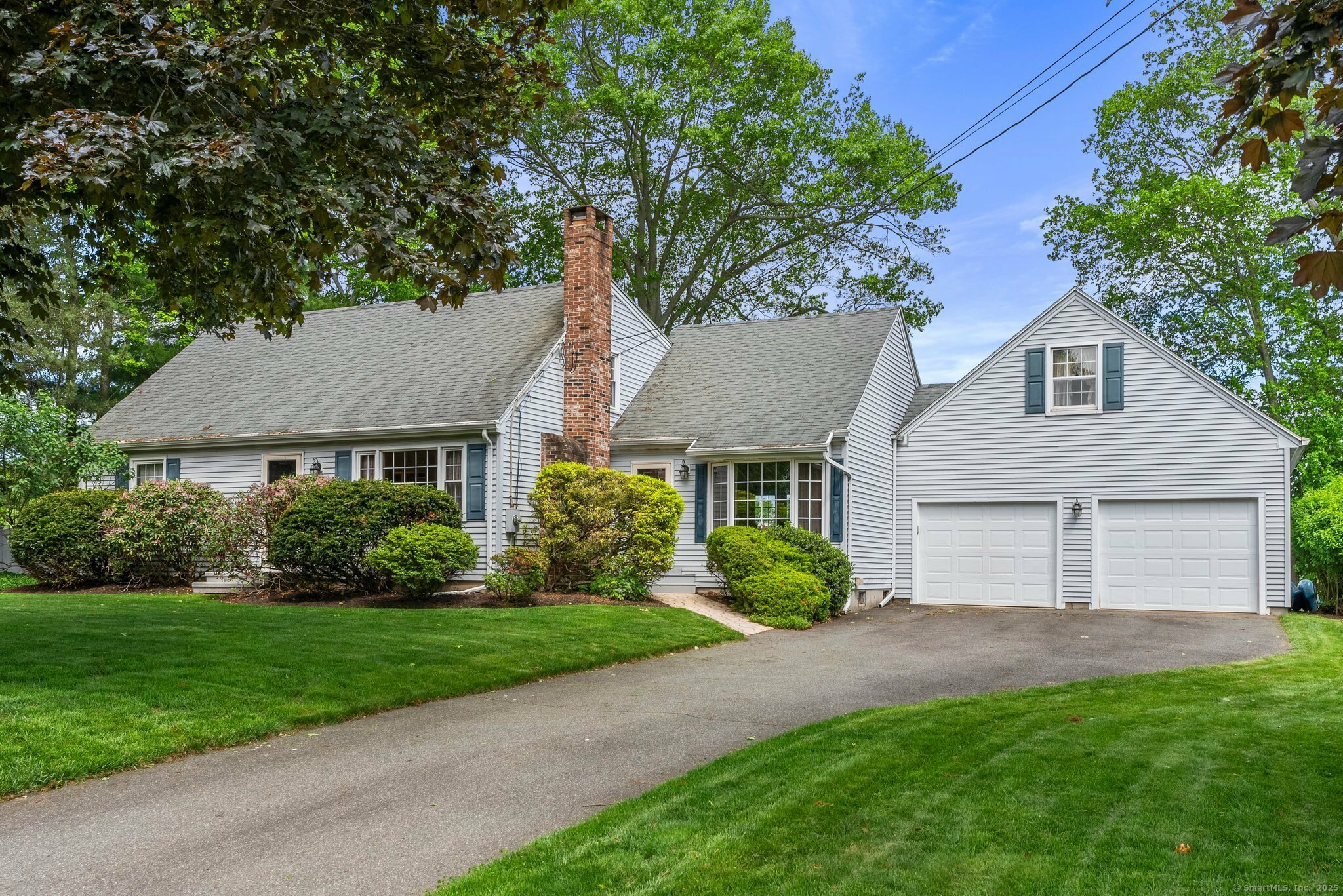 Property Photo: 19 Edgewood Street CT 06416