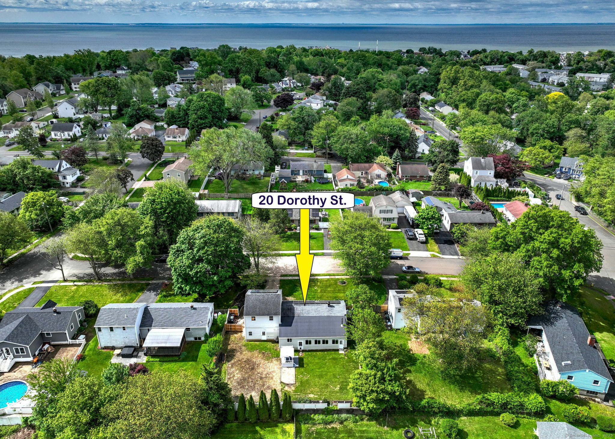 Property Photo:  20 Dorothy Street  CT 06460 