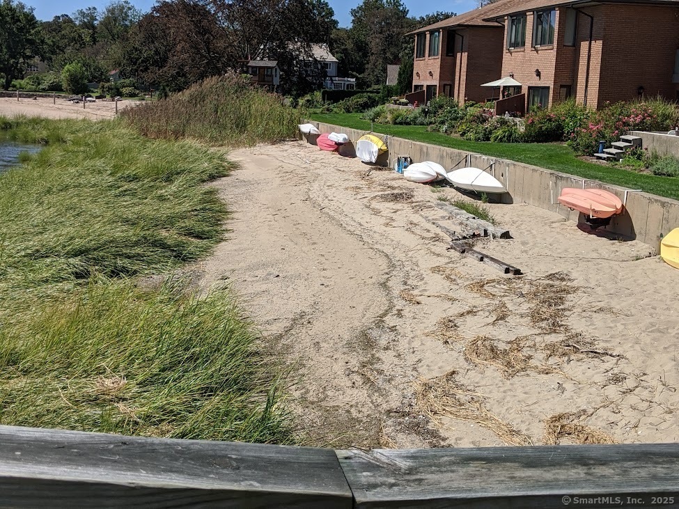 Property Photo: 350 Grovers Avenue 7C CT 06605