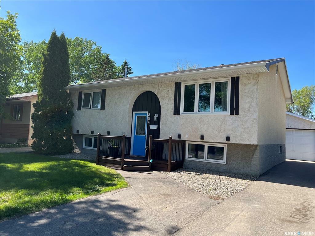 Property Photo: 384 Cavendish Street SK S4N 4K2