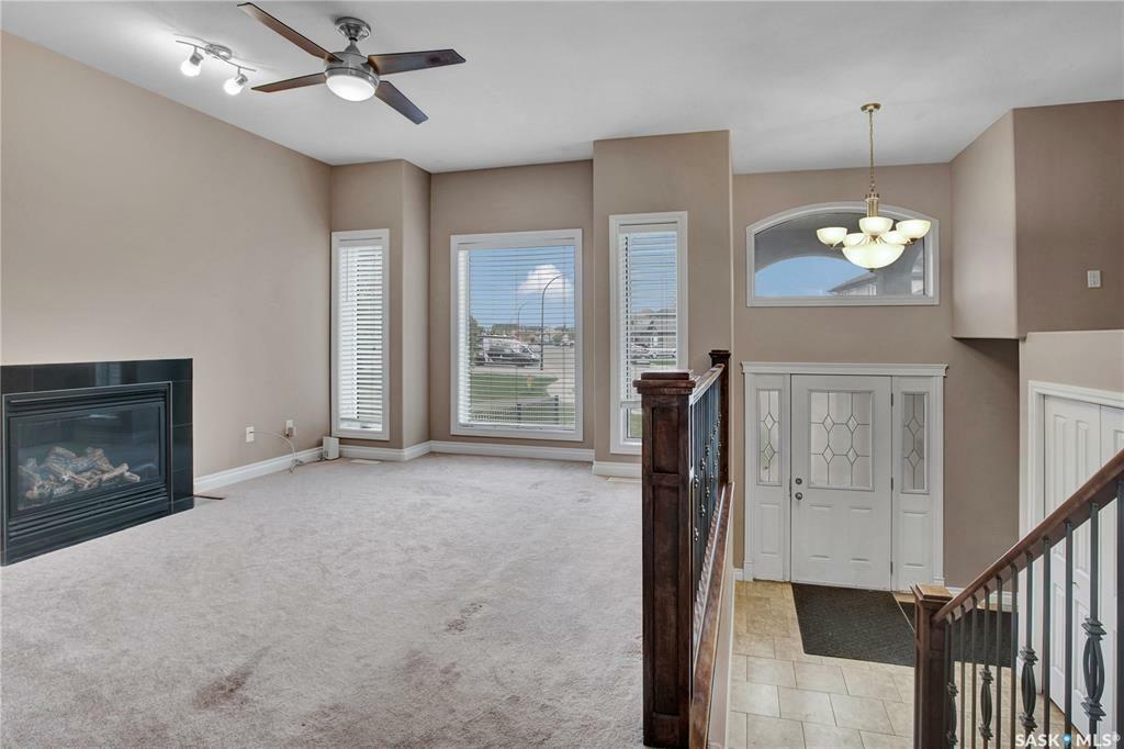 Photo de la propriété:  402 McKague Crescent  SK S7R 0A6 