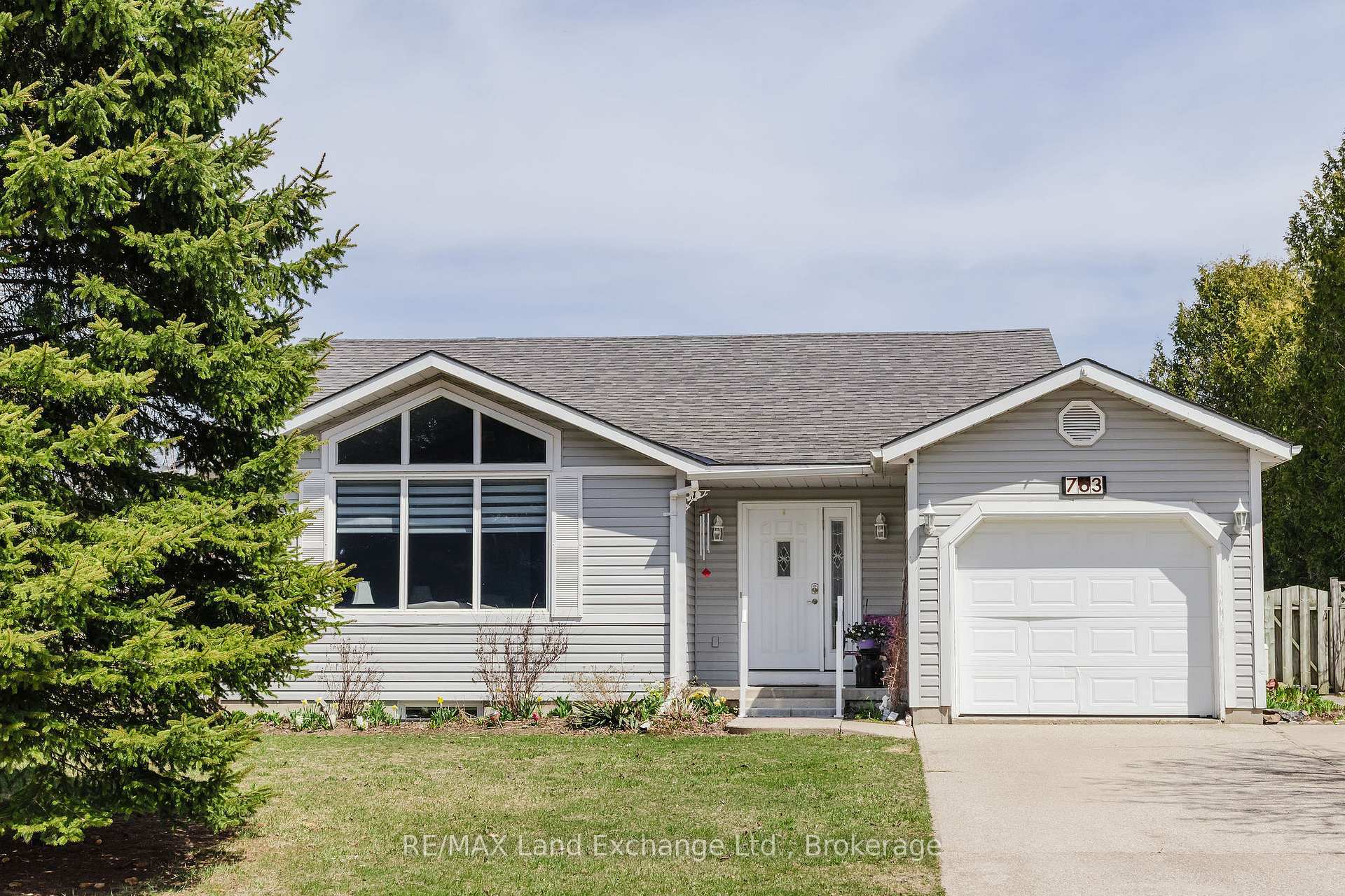 763 Bradford Street  Saugeen Shores ON N0H 2C0 photo