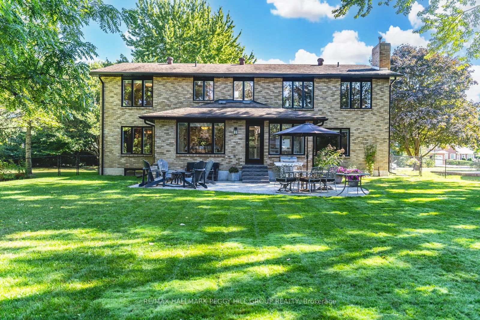 Property Photo: 48 Lawrence Avenue ON L9X 0C6