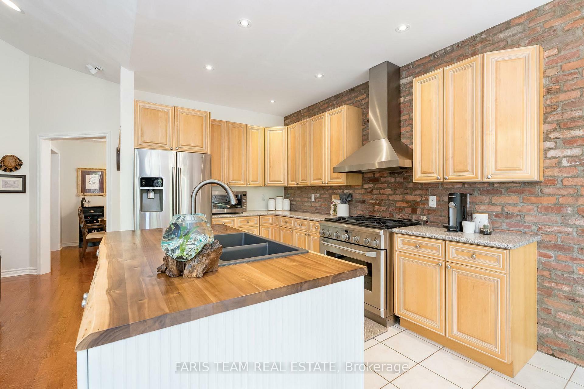 Property Photo: 1862 Falconwood Way ON L1V 7C3