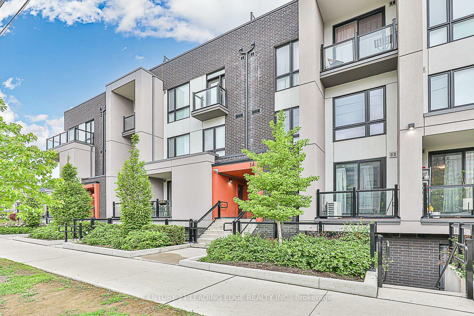 Property Photo: 14 Marquette Avenue 10 ON M6A 0E1