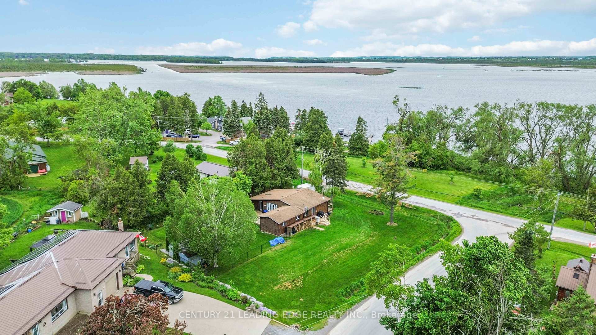 Property Photo: 164 Snug Harbour Road ON K9V 4R6