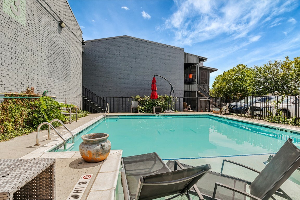 Property Photo: 909 Reinli Street 213 TX 78751