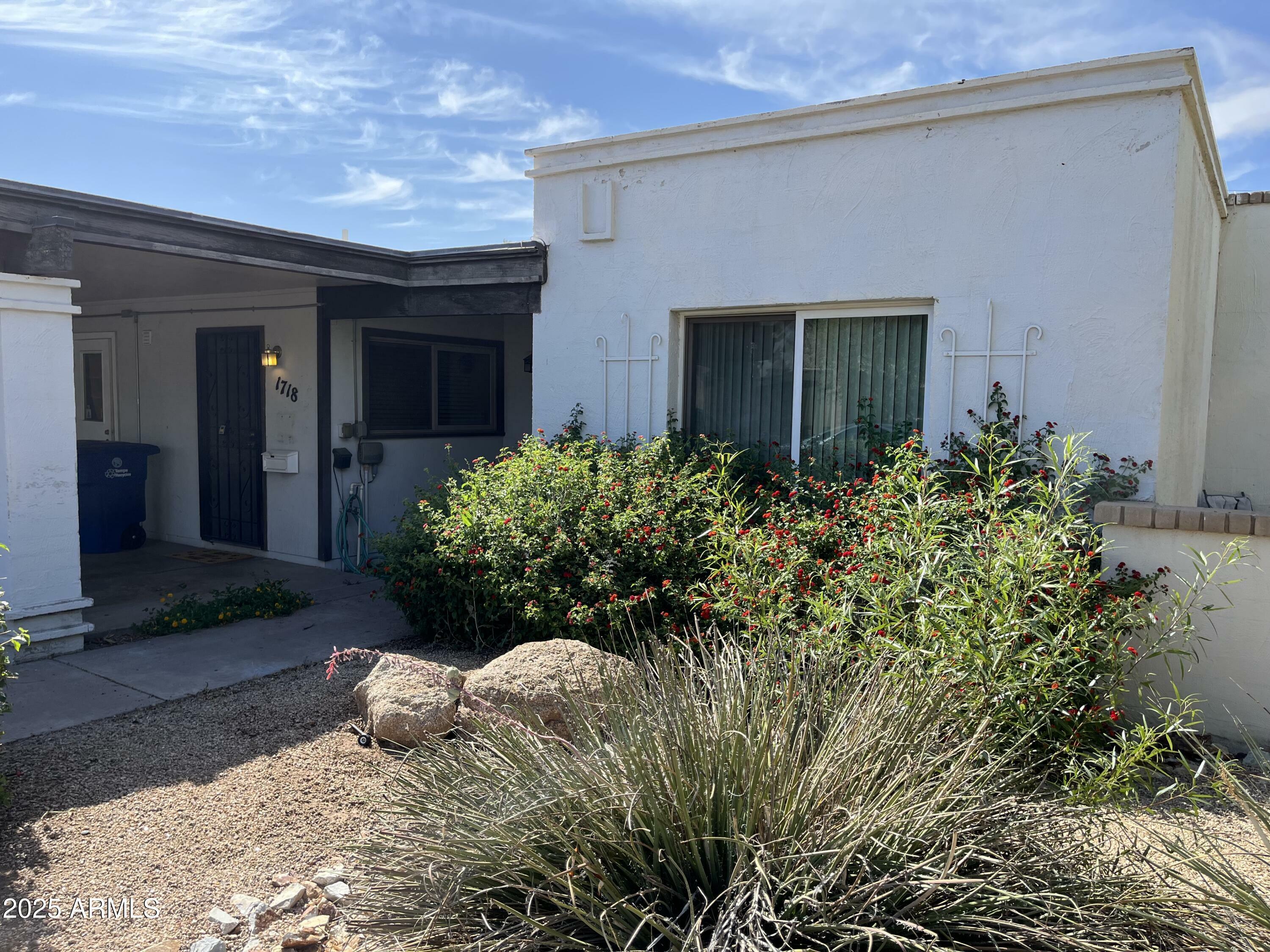 1718 E Gaylon Drive  Tempe AZ 85282 photo
