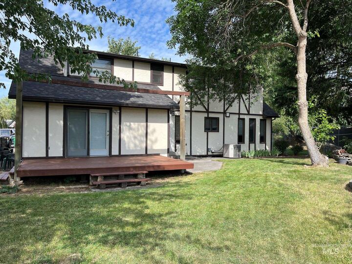 Property Photo:  354 W. Syringa Ct  ID 83501 