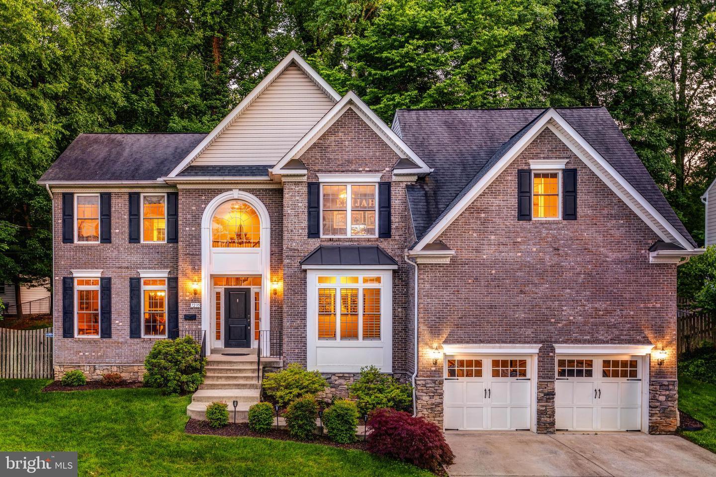 Property Photo: 7235 Woodley Place VA 22046