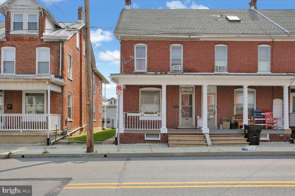 Property Photo:  121 N Franklin Street  PA 19522 