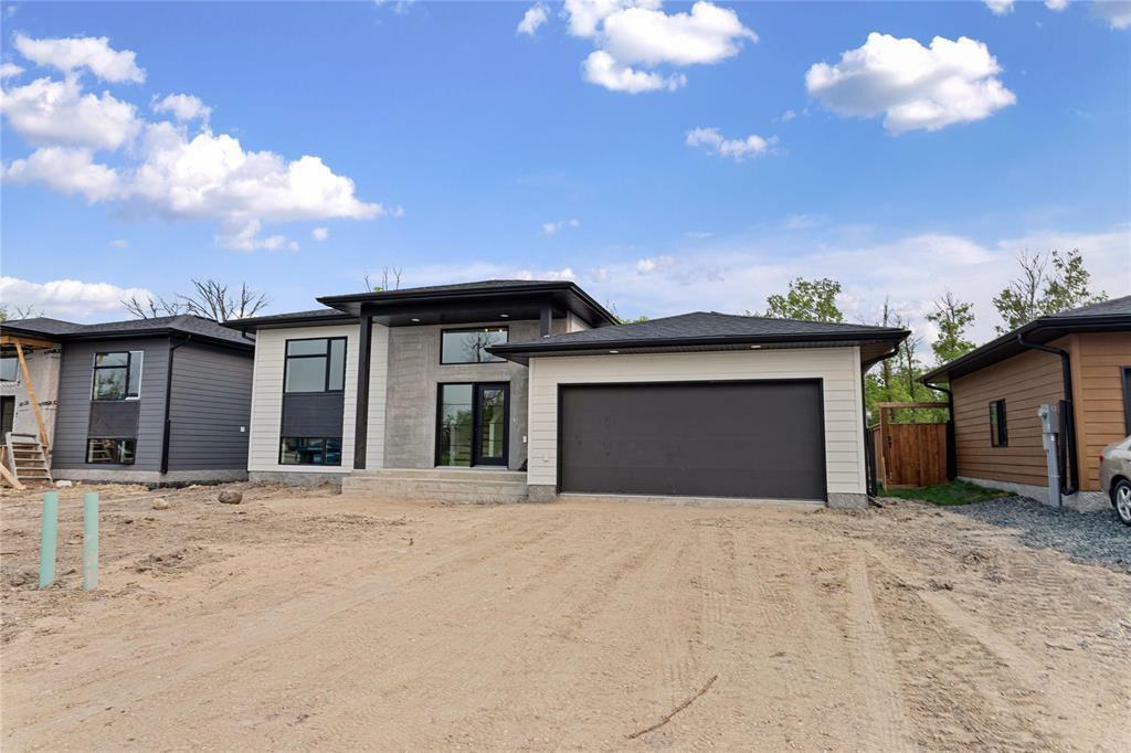22 Ashley Cove  Kleefeld MB R0A 0V2 photo