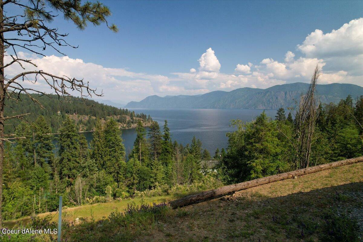 Property Photo: 661 Midas Dr ID 83860