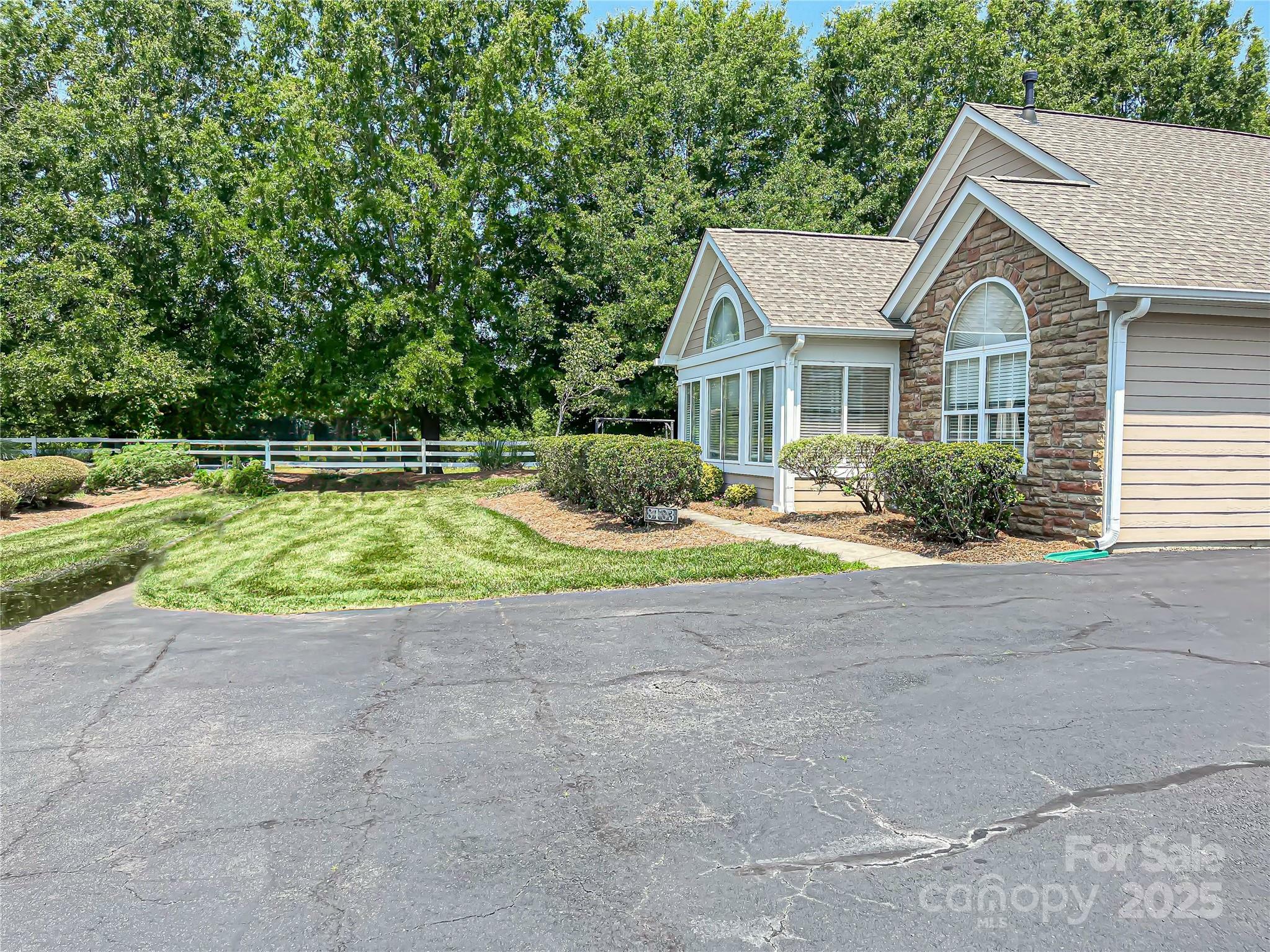 Property Photo: 8183 Sultana Circle NC 28227