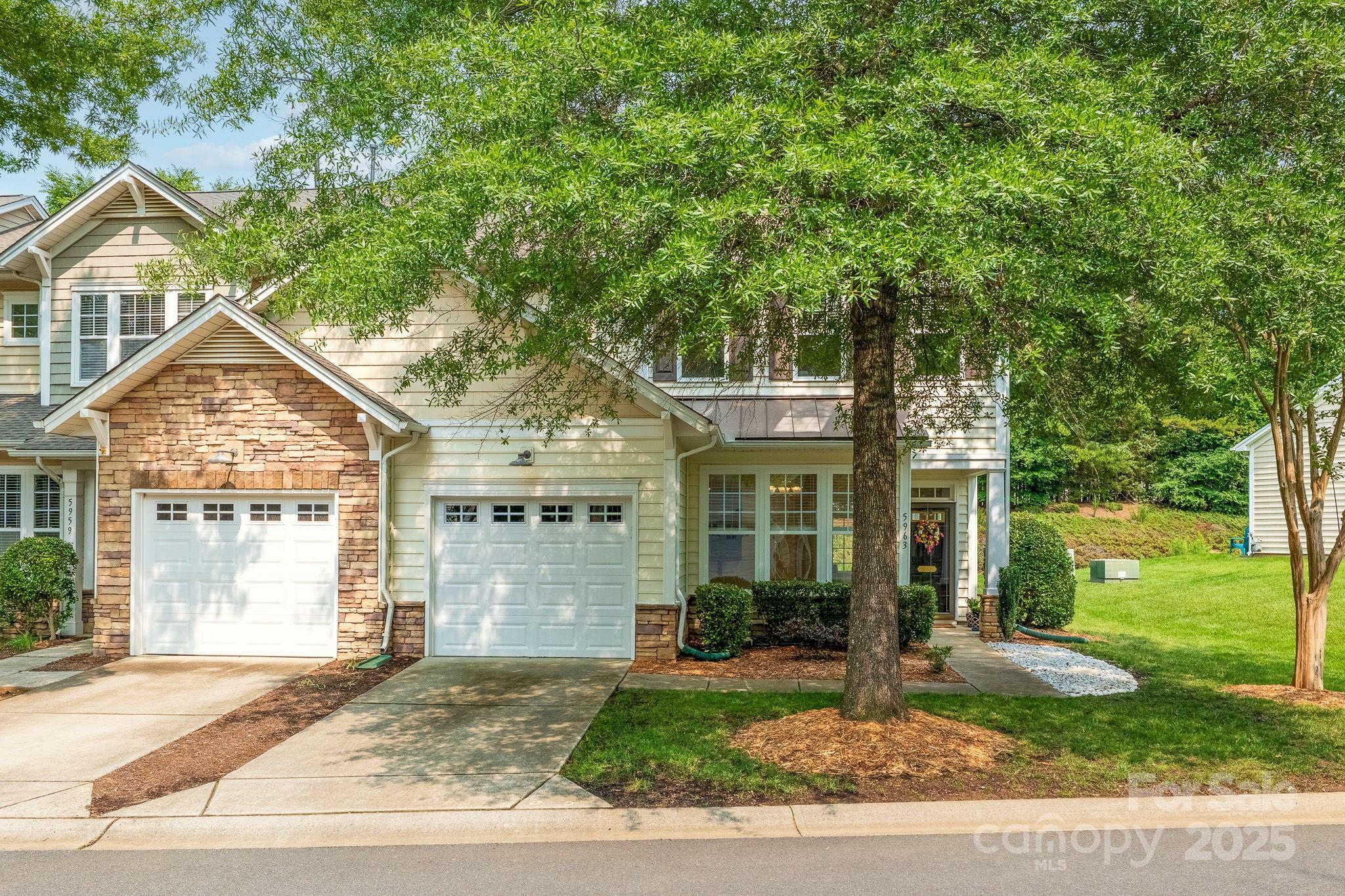 Property Photo: 5963 Pale Moss Lane NC 28269