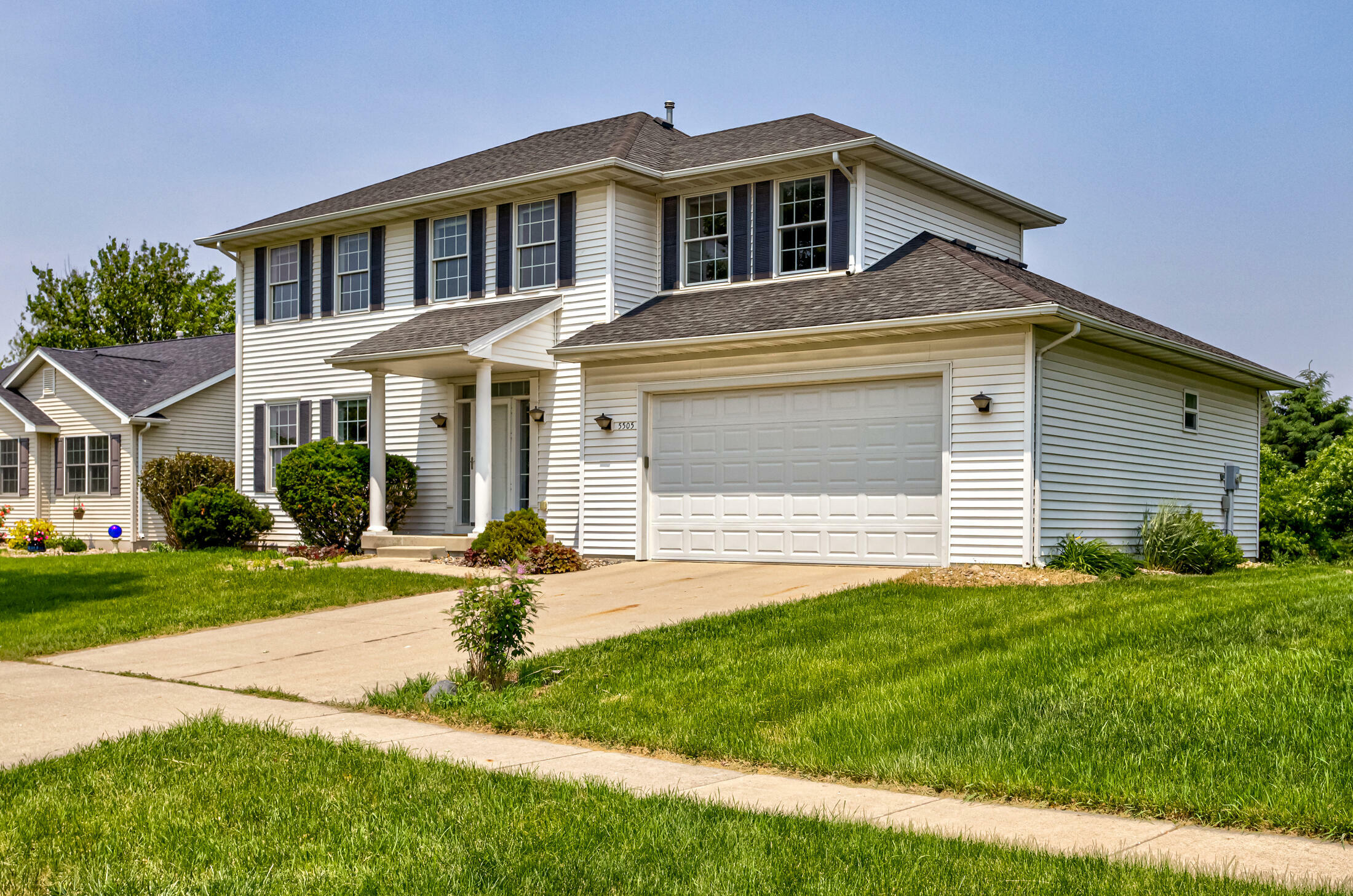 Property Photo: 5505 Maryland Street IA 50014