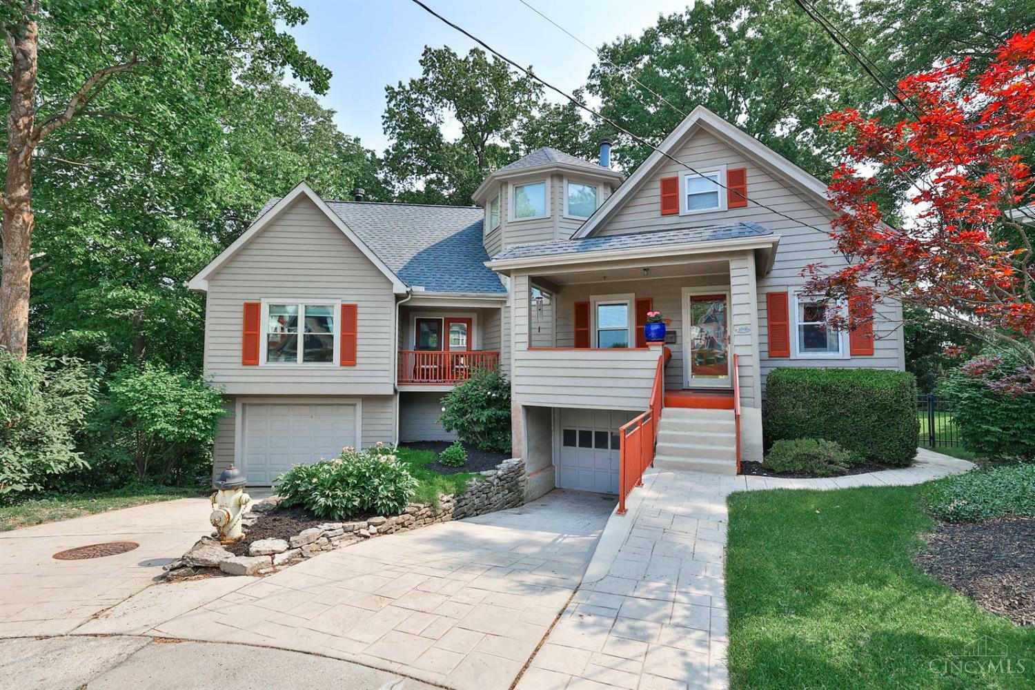 Property Photo: 3558 Rawson Place OH 45209