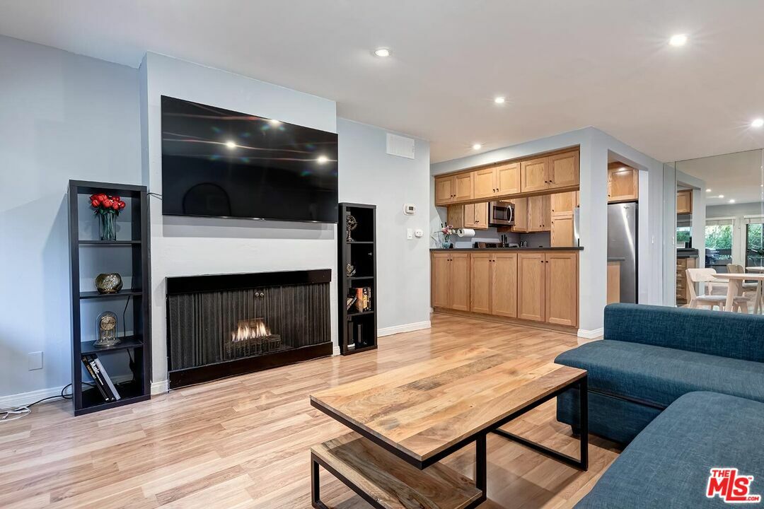 Property Photo: 950 N Kings Rd CA 90069