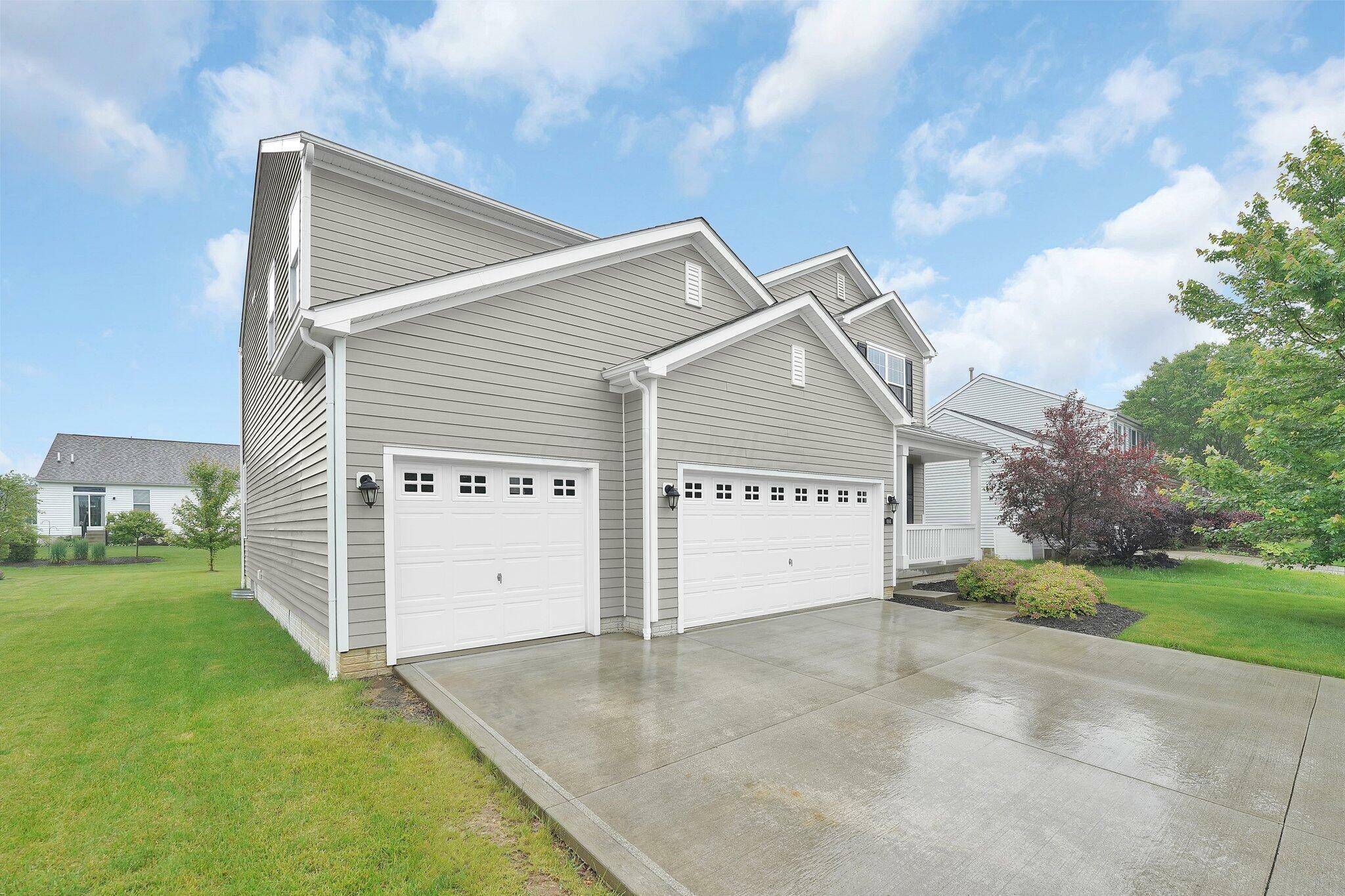Property Photo: 6996 Cannon Drive OH 43110