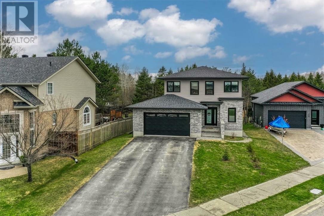 Property Photo: 20 Chinaberry Drive ON P3Y 0A1