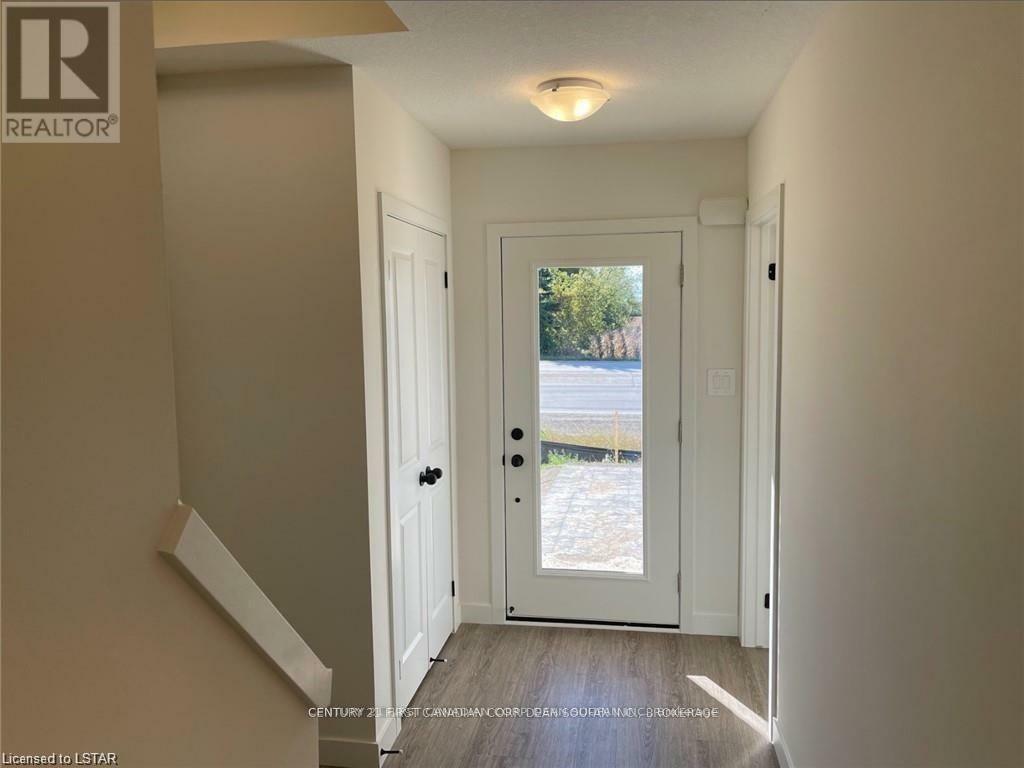 Property Photo: 1781 Henrica Avenue 38 ON N6G 0Y2