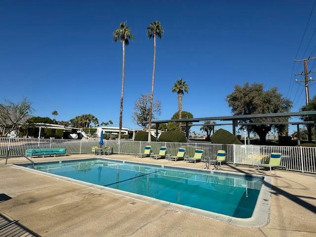 Property Photo: 127 Calle Del Callado CA 92264