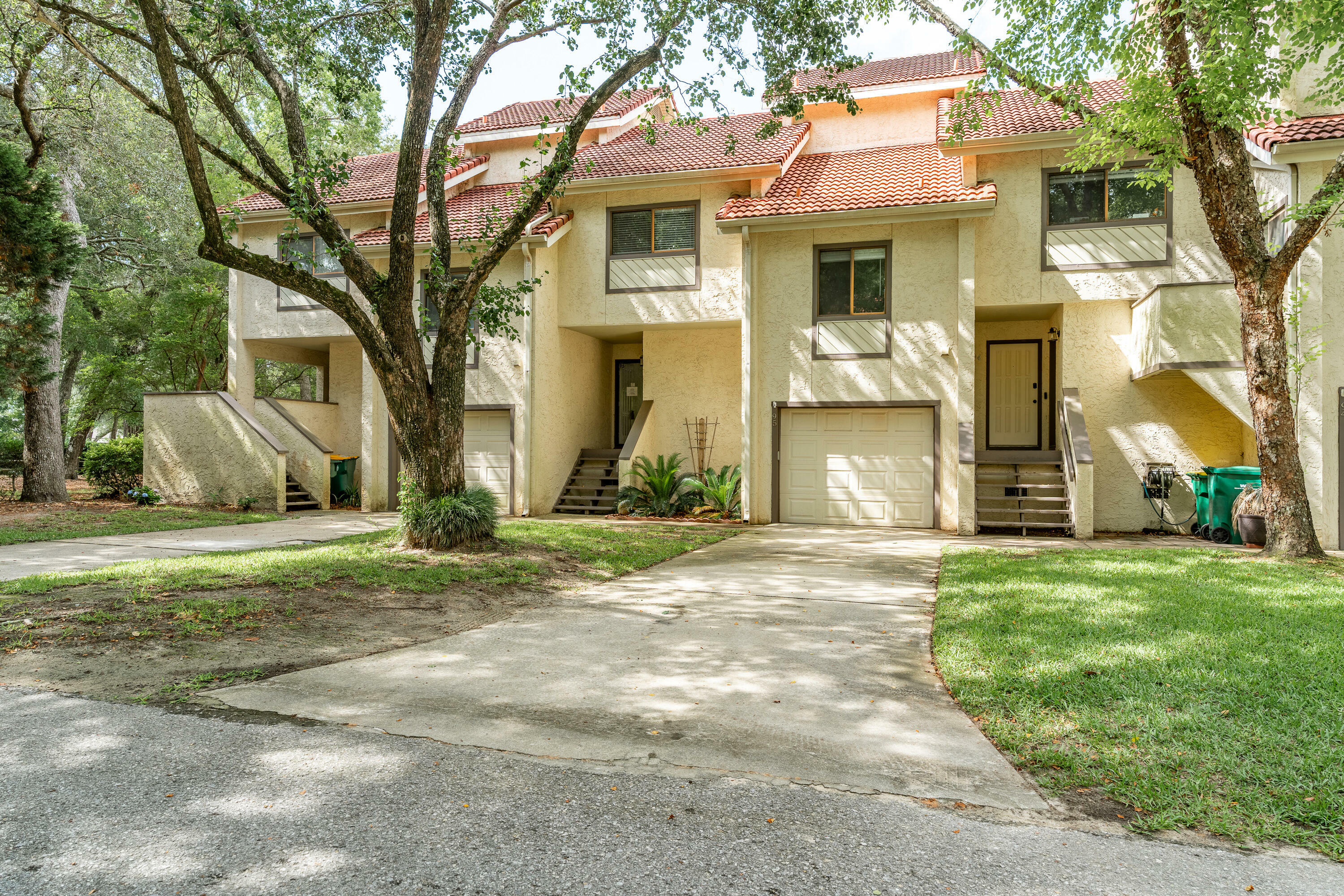 Property Photo: 95 Marina Cove Drive FL 32578