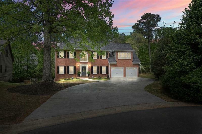 Property Photo: 3130 Crestmont Way NW GA 30152