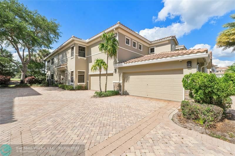 Property Photo: 7641 Old Thyme Ct FL 33076