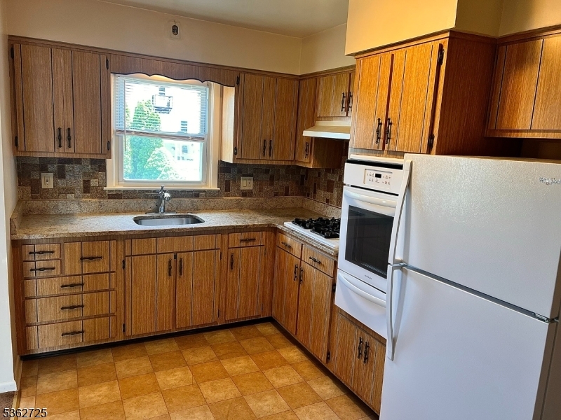 Property Photo: 613 McBride Ave NJ 07424