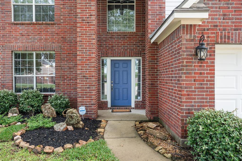 Property Photo: 440 Magnolia Blossom TX 77573