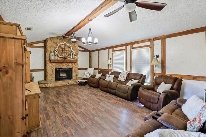 Property Photo: 104 Meadowlark Lane TX 77515