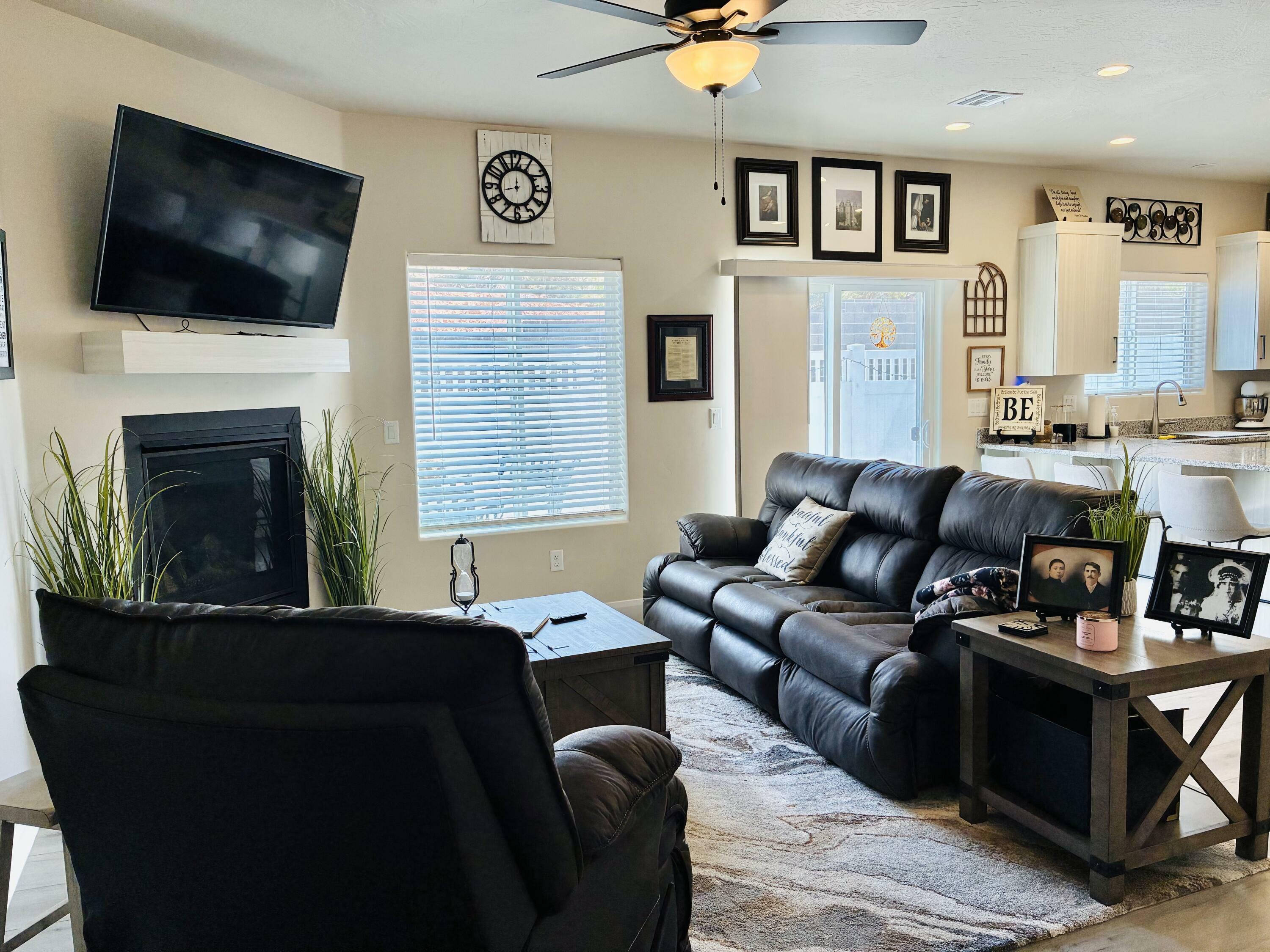 Property Photo: 668 E Fiddlers Cove Dr #58 UT 84721