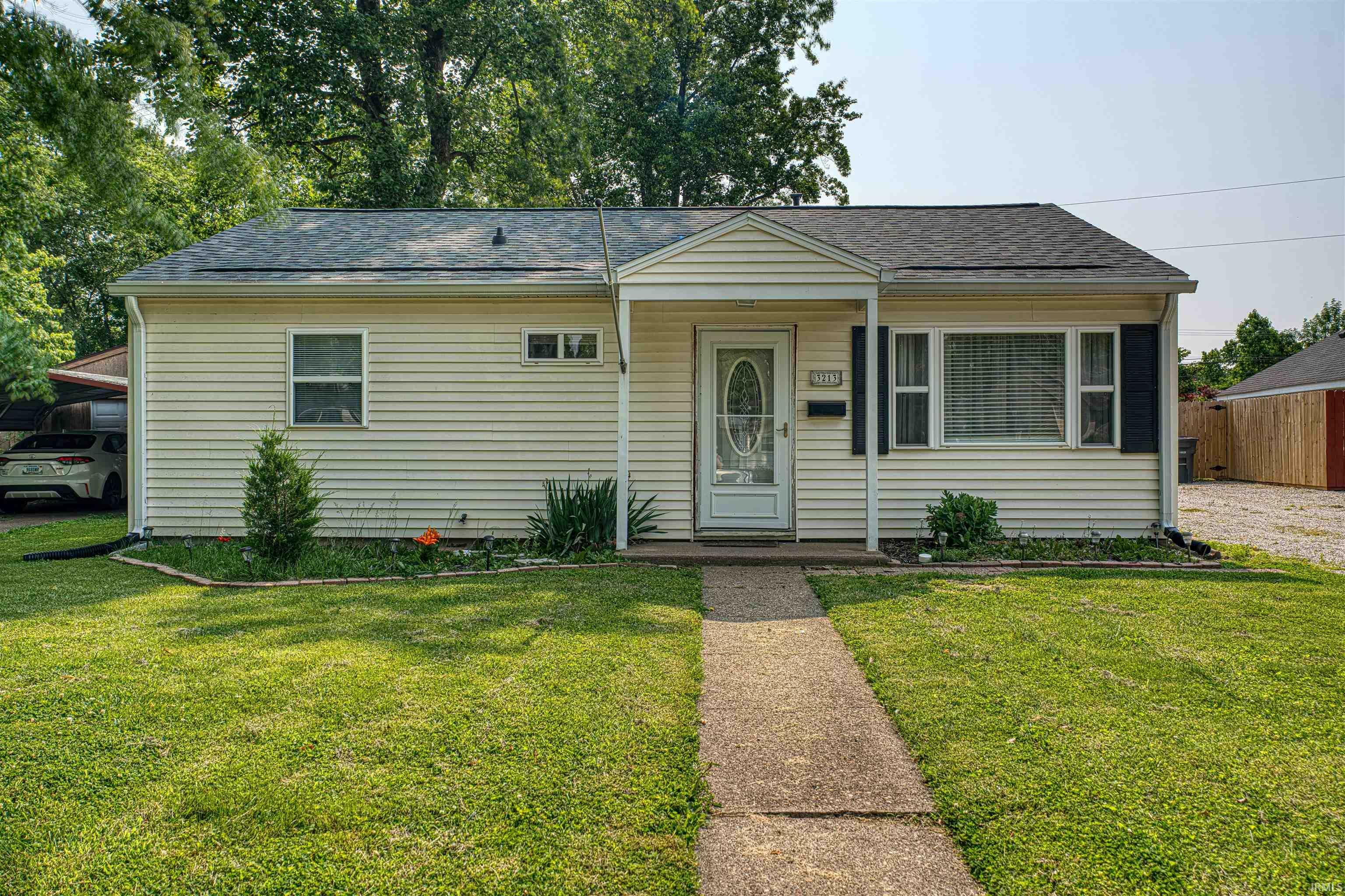 Property Photo: 3213 Sheridan Road IN 47710