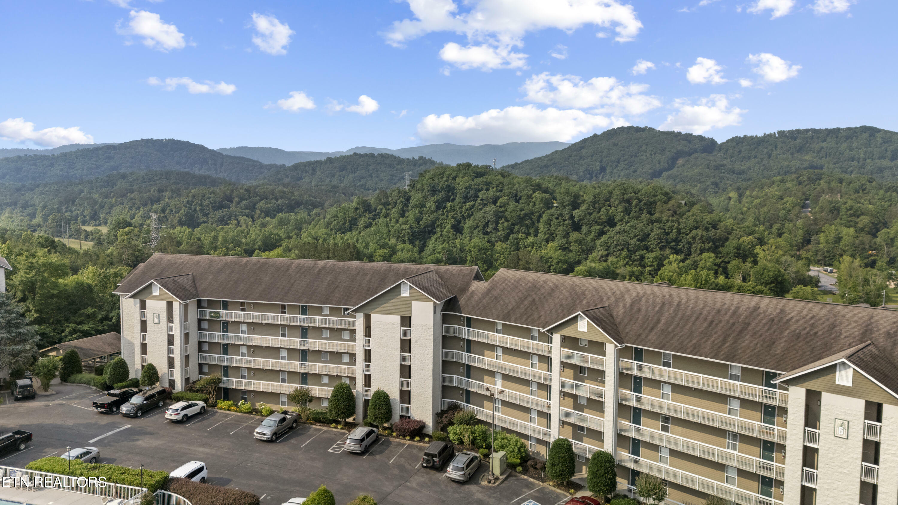 Property Photo: 205 Ogle Dr 614 TN 37863