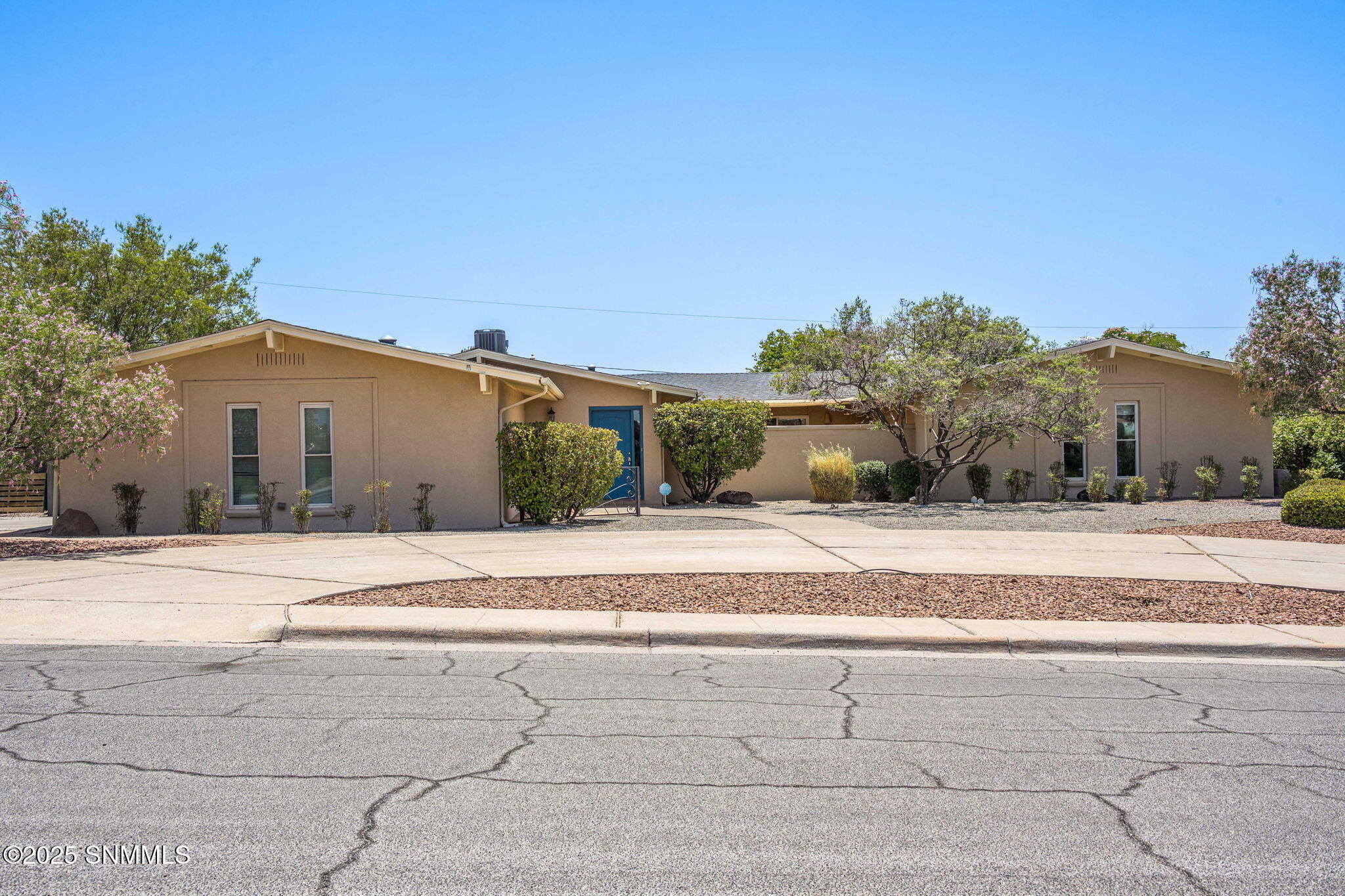 Property Photo: 1700 Imperial Ridge NM 88011