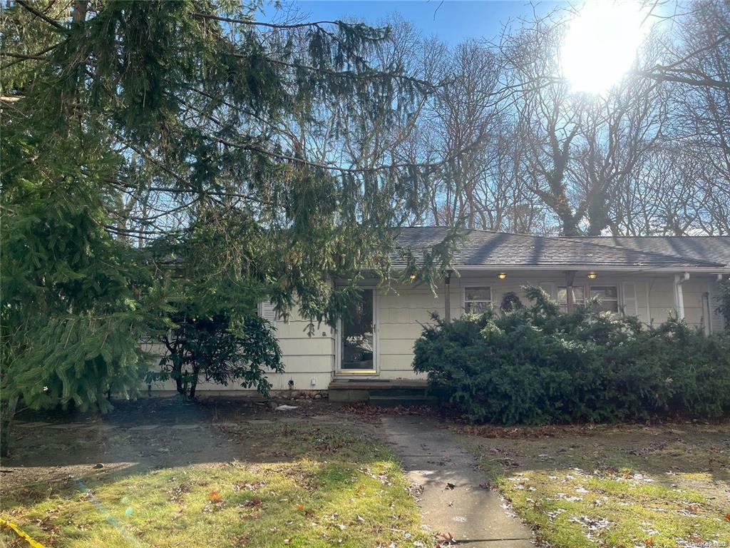 Property Photo: 42 Peeker Avenue NY 11951