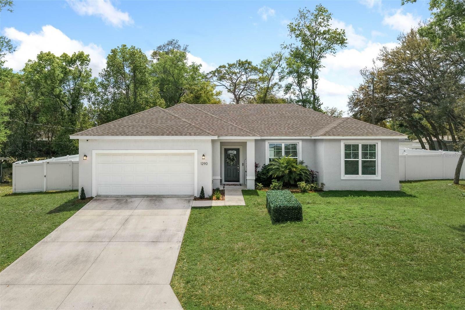 Property Photo: 1290 9th Street FL 32763